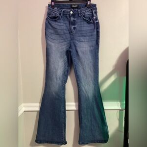 -dark washed JUDY BLUE flared blue jeans bell bottoms women’s 
-size 31